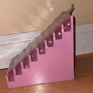 Eyeshadow palette holder